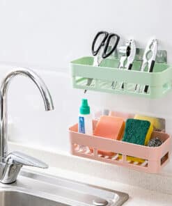 מדפים צבעוניים לאמבטיה ולמטבח